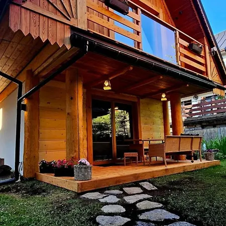 Rykowisko Chalet *
